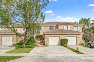 4811 Pinemore Ln, Lake Worth, FL 33463, Sold 12/30/21