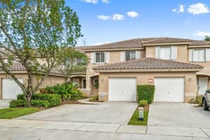 4811 Pinemore Ln, Lake Worth, FL 33463, Sold 12/30/21