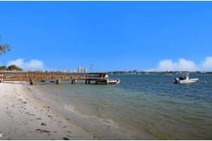 5600 N Flagler Dr # 1, West Palm Beach, FL 33407, Sold 12/27/21