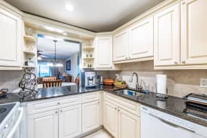 5321 Poppy Pl, Delray Beach, FL 33484, Sold 04/28/22