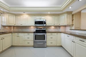 1001 E Camino Real, Boca Raton, FL 33432, Sold 01/26/22