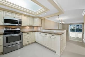 1001 E Camino Real, Boca Raton, FL 33432, Sold 01/26/22