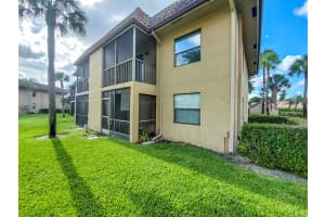 6704 Palmetto Cir S, Boca Raton, FL 33433, Sold 01/12/22