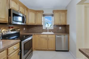 760 E Ocean Ave, Boynton Beach, FL 33435, Sold 02/21/22