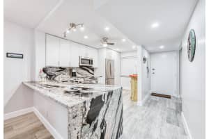 3581 S Ocean Blvd #7b, South Palm Beach, FL 33480, Sold 01/28/22