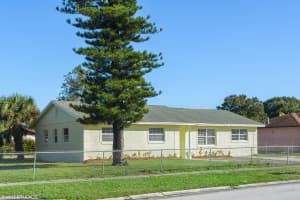 2908 Kingsley Dr, Fort Pierce, FL 34946, Sold 01/05/22