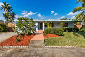 235 30th St, West Palm Beach, FL 33407, Sold 03/28/22