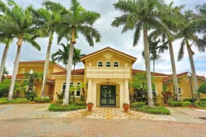 1016 Villa Cir, Delray Beach, FL 33483, Sold 12/29/21