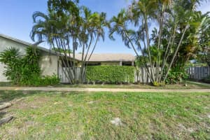8187 Ambach Way, Hypoluxo, FL 33462, Sold 01/18/22