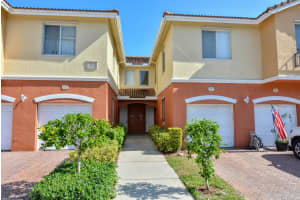 44 SE Sedona Cir, Stuart, FL 34994, Sold 01/05/22