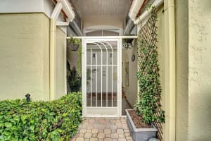 15323 Summer Lake Dr, Delray Beach, FL 33446, Sold 01/18/22