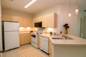 702 Belmont Pl, Boynton Beach, FL 33436, Sold 01/12/22