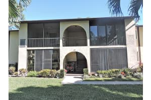 303 Pine Ridge Cir, Greenacres, FL 33463, Sold 01/13/22