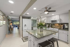 1036 US-1, North Palm Beach, FL 33408, Sold 02/04/22