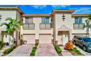 125 N Longport Cir, Delray Beach, FL 33444, Sold 01/31/22