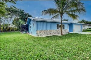972 NW 9th St, Boca Raton, FL 33486, Sold 01/31/22