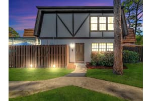 122 Weybridge Cir, Royal Palm Beach, FL 33411, Sold 01/11/22