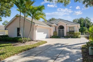 5082 SE Inkwood Way, Hobe Sound, FL 33455, Sold 01/11/22