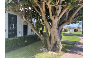 200 S Ocean Blvd, Delray Beach, FL 33483, Sold 12/20/21