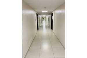 6960 NW 186th St, Hialeah, FL 33015, Sold 03/21/22