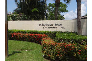 11 Ridge Pointe Dr, Boynton Beach, FL 33435, Sold 01/05/22