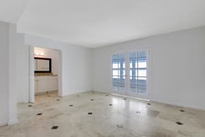 535 High Point Dr b, Delray Beach, FL 33445, Sold 02/11/22