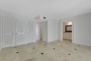 535 High Point Dr b, Delray Beach, FL 33445, Sold 02/11/22