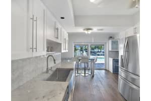 651 SW 16th St, Boca Raton, FL 33486, Sold 01/19/22