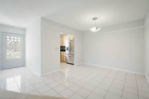 4525 NW 3rd St, Delray Beach, FL 33445, Sold 02/16/22