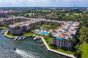 100 SE 5th Ave, Boca Raton, FL 33432, Sold 01/03/22