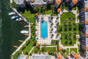 100 SE 5th Ave, Boca Raton, FL 33432, Sold 01/03/22
