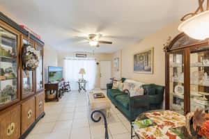 2748 NE 28th Ave, Lighthouse Point, FL 33064, Sold 01/24/22