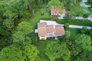 3201 Bent Pine Dr, Fort Pierce, FL 34951, Sold 01/14/22