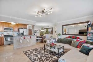 2395 Jaeger Dr #3b, Delray Beach, FL 33444, Sold 01/19/22