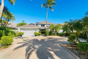 6947 SE Harbor Cir, Stuart, FL 34996, Sold 04/04/22
