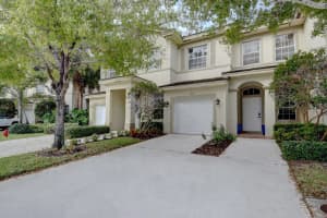 325 Spruce St, Boynton Beach, FL 33426, Sold 12/30/21