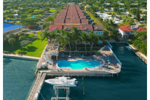 108 Harbors Way, Boynton Beach, FL 33435, Sold 12/28/21