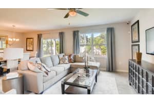 Fort Pierce, FL 34945, Sold 04/28/22