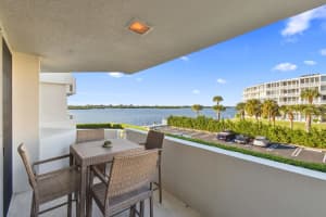 2773 S Ocean Blvd, Palm Beach, FL 33480, Sold 02/16/22