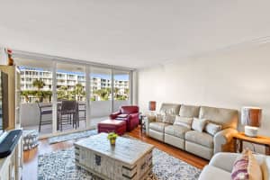 2773 S Ocean Blvd, Palm Beach, FL 33480, Sold 02/16/22