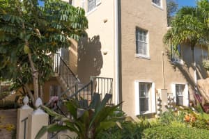 1105 Lake Shore Dr, Lake Park, FL 33403, Sold 01/26/22