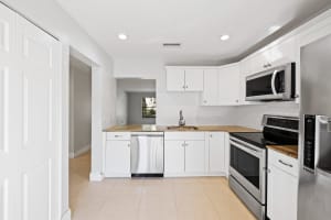 13095 Belhaven Ct, Wellington, FL 33414, Sold 01/06/22