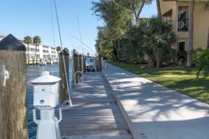 1115 Lake Shore Dr, Lake Park, FL 33403, Sold 01/21/22