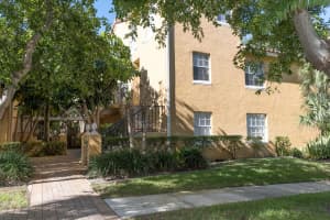 1115 Lake Shore Dr, Lake Park, FL 33403, Sold 01/21/22