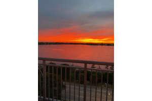 300 S Australian Ave, West Palm Beach, FL 33401, Sold 01/20/22