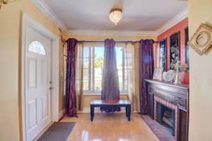 250 NE 27th Ct, Boca Raton, FL 33431, Sold 02/07/22