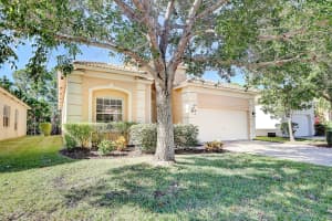 5717 Spanish River Rd, Fort Pierce, FL 34951, Sold 01/14/22