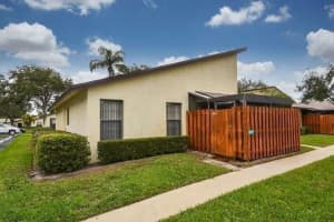 8085 SE Villa Cir, Hobe Sound, FL 33455, Sold 01/31/22