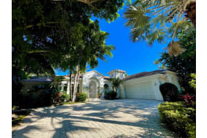 215 Via Tortuga, Palm Beach, FL 33480, Sold 01/04/22