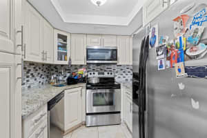 234 Foxtail Dr, Greenacres, FL 33415, Sold 01/07/22